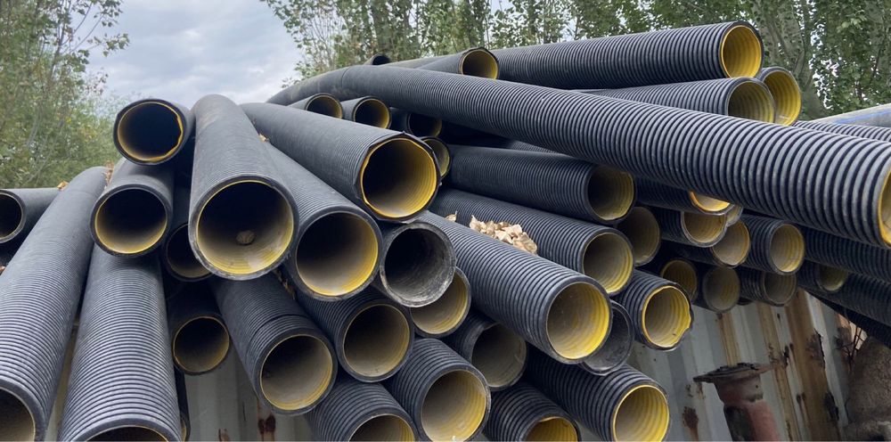 Гофрированная труба