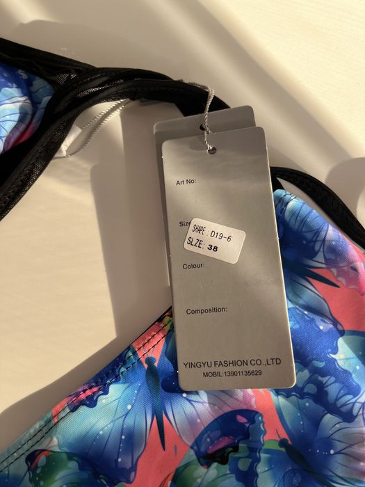 Costum de baie nou, marimea 38