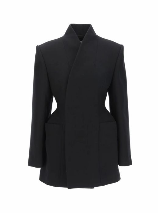 Пиджак женский приталенный