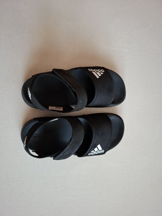 Детски сандали Adidas номер 33