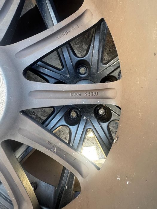 Джанти с гуми 22 цола