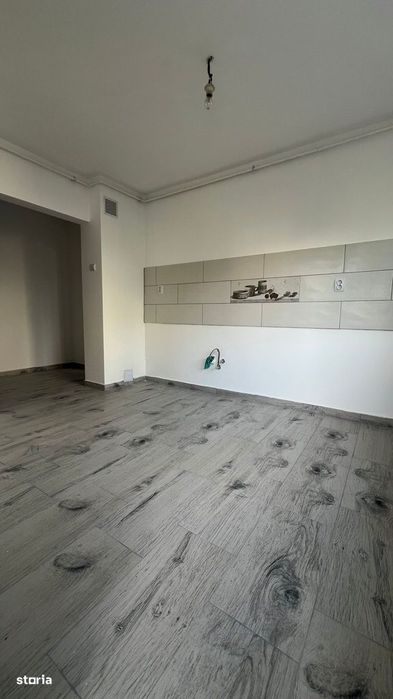 Apartament cu 2 camere RENOVAT ETAJUL 3 !!! zona Micro 16
