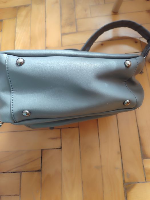 Удобна спортна раничка