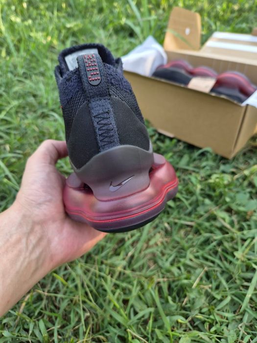 Nike Air Max Scorpion Black University Red, mărimi de la 40 la 44