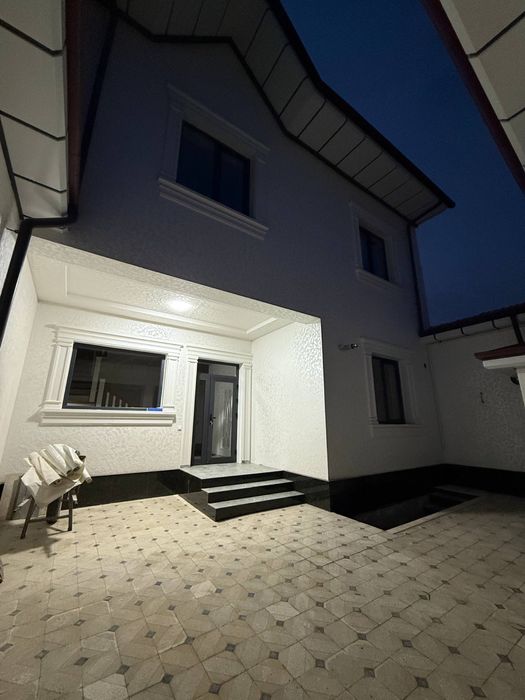 Продается 1.5 соток 6комнат Коттедж Хонобод 39больница Сергели тумани