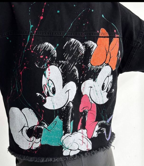 Дънково дамско яке с артистичен принт