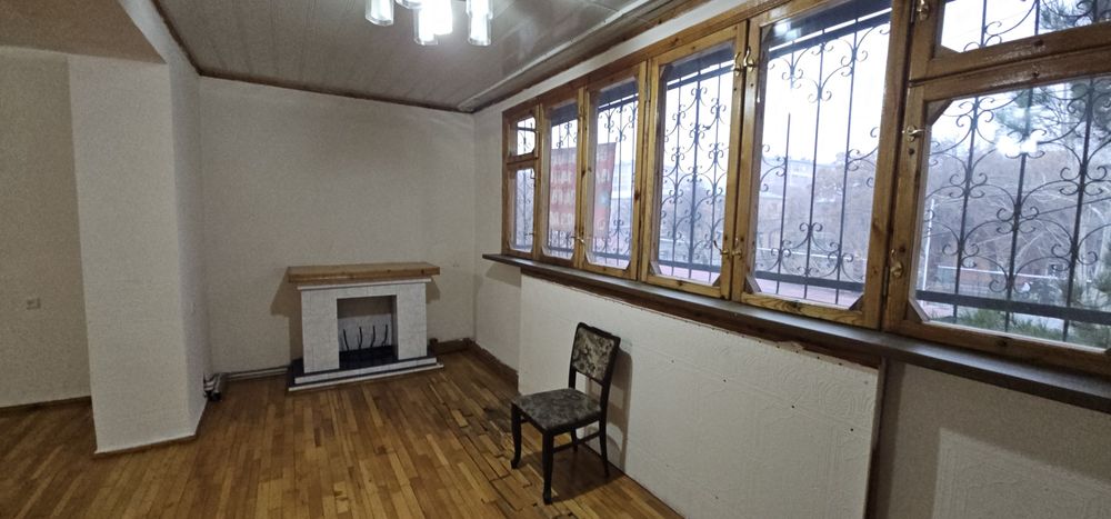 Банковский! Зал 6х6 .4 хона 140 м² чилонзор г9