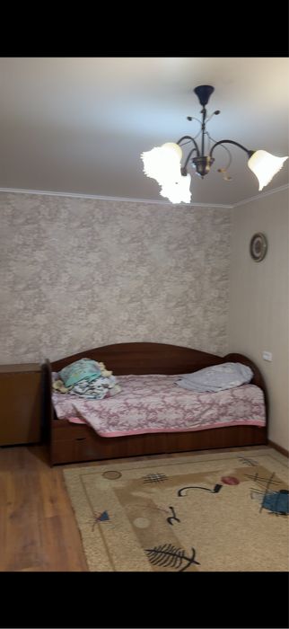 Продам кровать все целое , два шкафа снизу ,