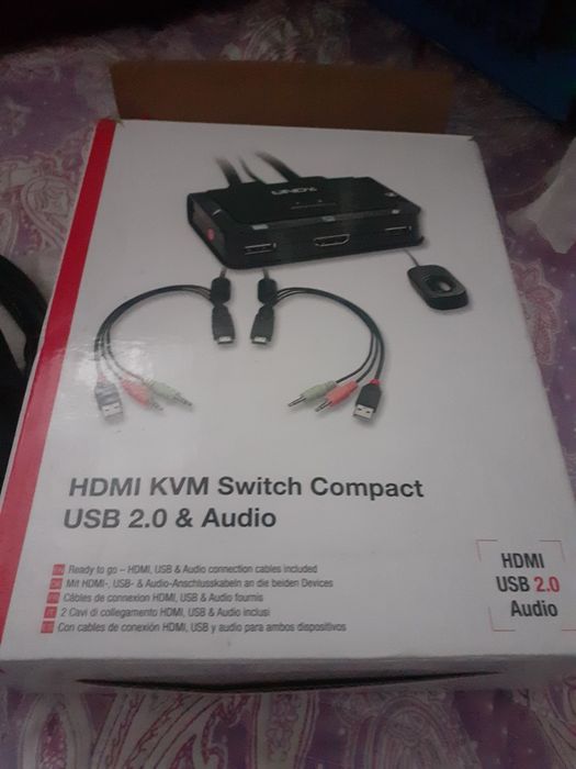 Vând  comutator KVM,  hdmi  Lindy