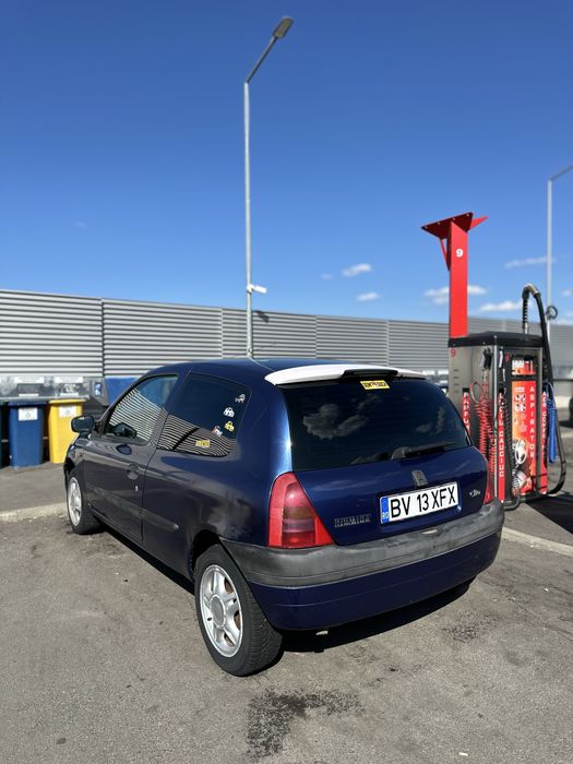 RENAULT Clio 2000 — imagine 3