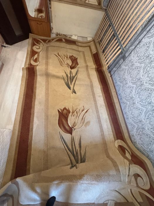 Екі кілем сатылады 5,5×2,5 м