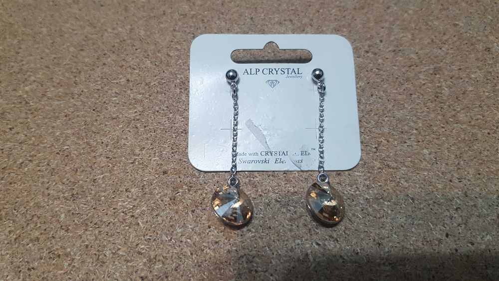 Нови бижута  обеци