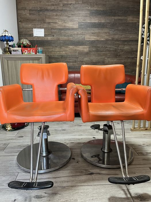 Scaune coafor folosite