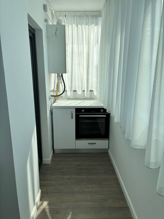 Proprietar inchiriez apartament 3 camere