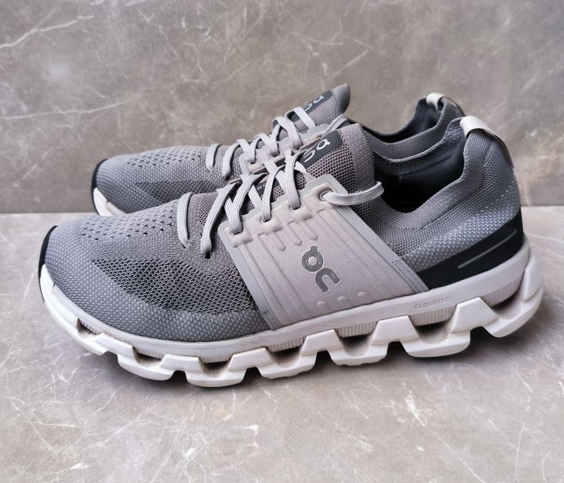 On  Cloud 3 'Alloy Glacier номер 44,5