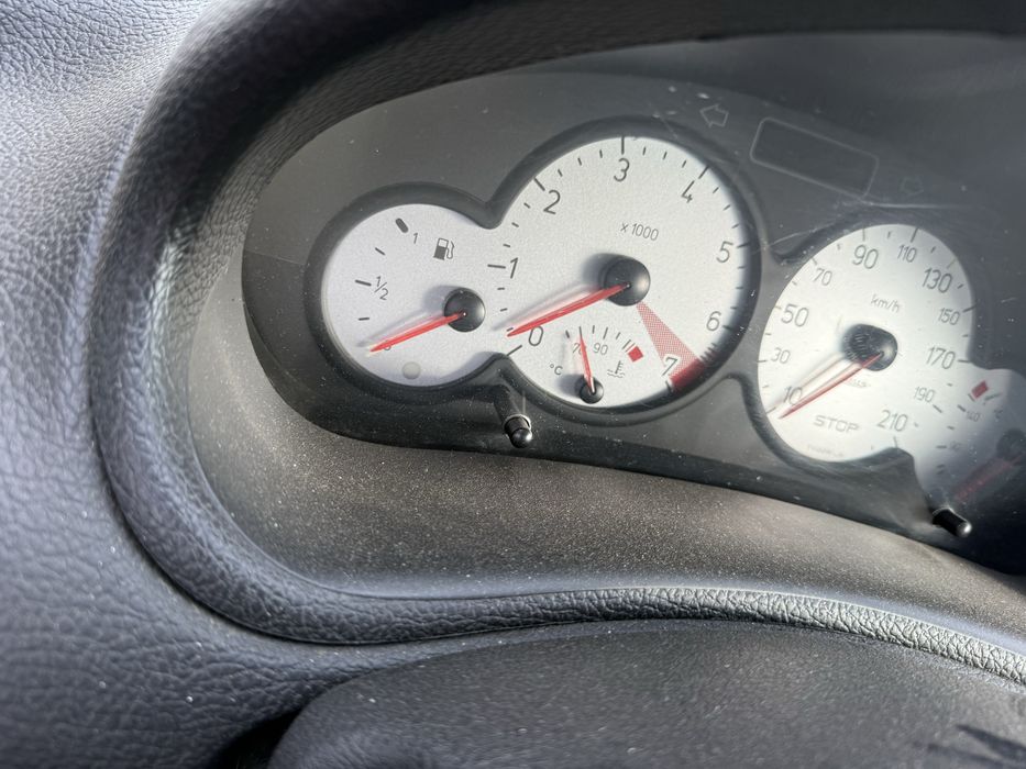 5 бр Пежо 206 на части