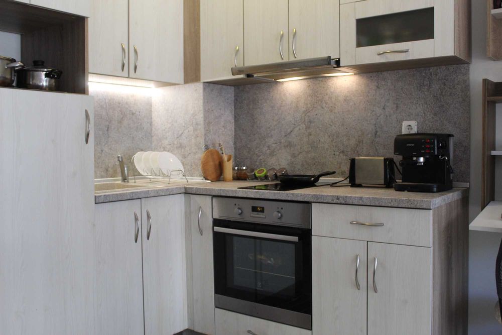 Дава се под наем Едностаен апартамент в Варна, Възраждане 1 - 32 кв.м за 400 € - Снимка #11