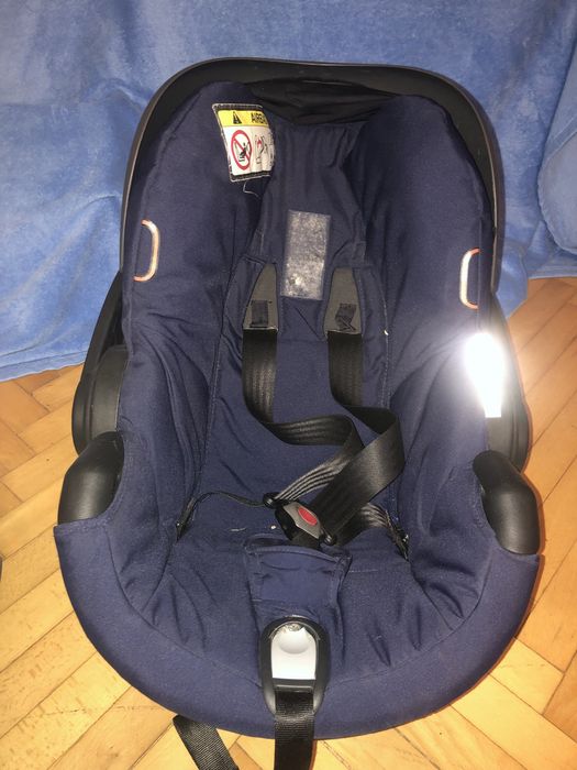 Scoica/scaun auto si geanta Stokke