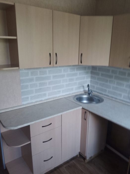 Продам 2-х комнатную кварииру в г . Тобыл