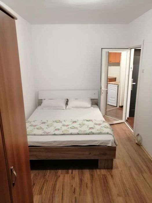 Garsoniera regim hotelier