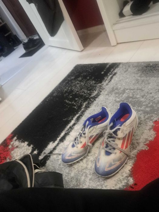 Футболни обувки-стоножки Adidas f50