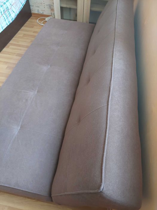 Диван с функция за сън