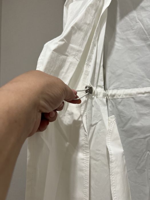 Ветровка,накидка кто как хочет и  второе Короткий плащ