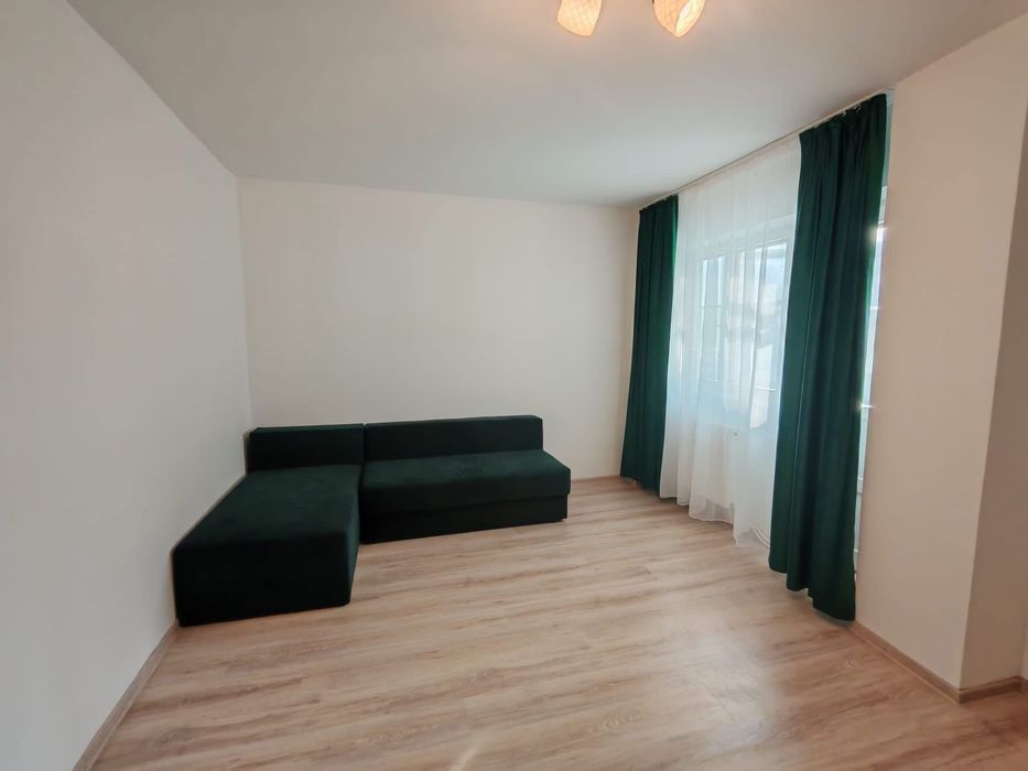 Inchiriez apartament cu 2 camere in Bacau, zona Mioritei