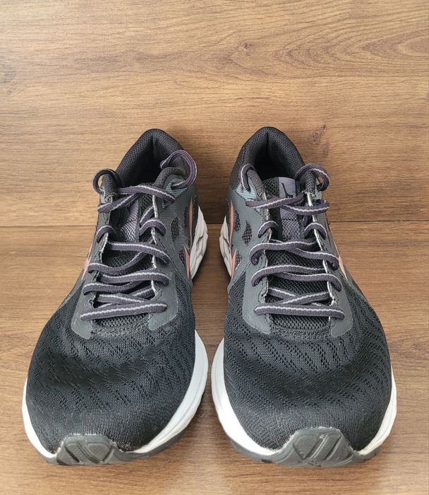 Mizuno Wave Kizuna 2/дамски маратонки-38,5номер