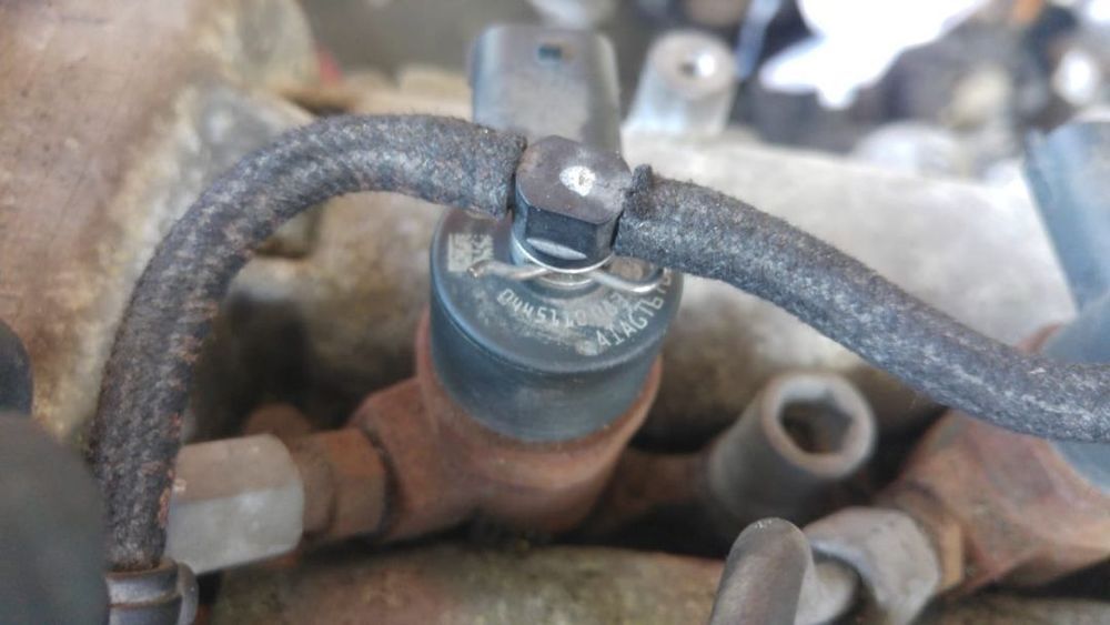 Injector 1.3 d fiat punto 0445110083