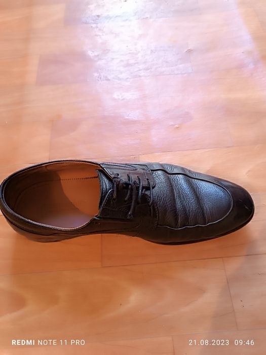 Продам мужские туфли