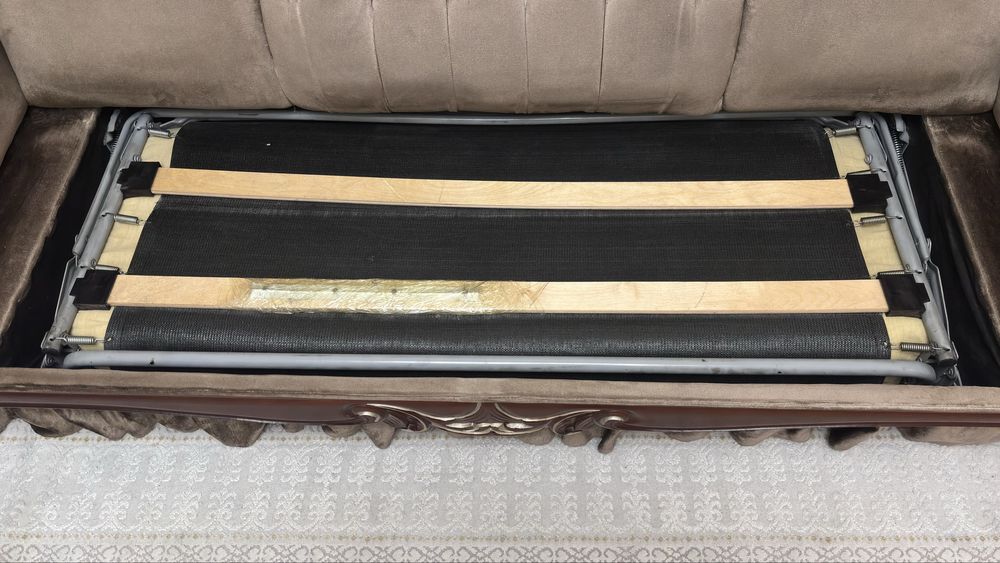 Диван с креслами