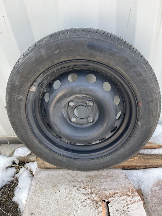 Продам комлпект шин с дисками