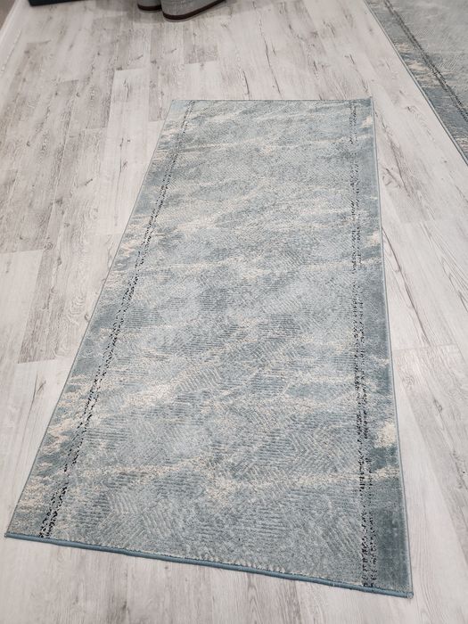 Продам   И коврики