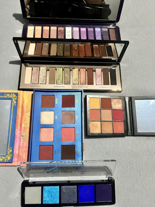 Продам палетки теней