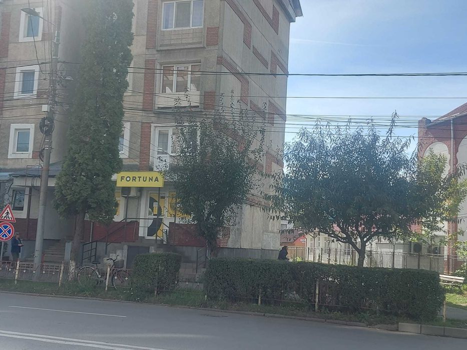 Spatiu de inchiriat zona Big, trafic intens, parter