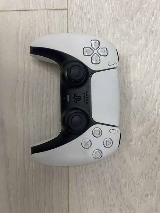 PlayStation 5 с дисководом