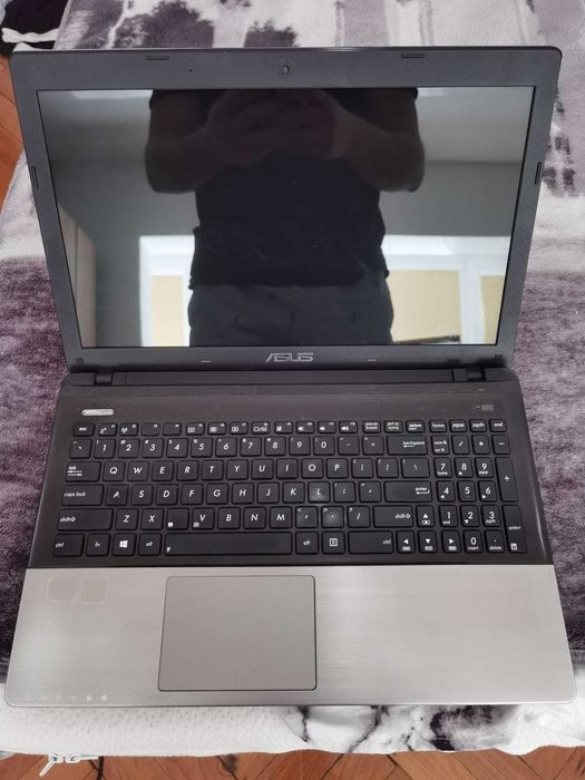 Laptop Asus K55VD, i7-3610QM - 8 CPU , 8gb RAM, 256 gb SSD, se misca bine