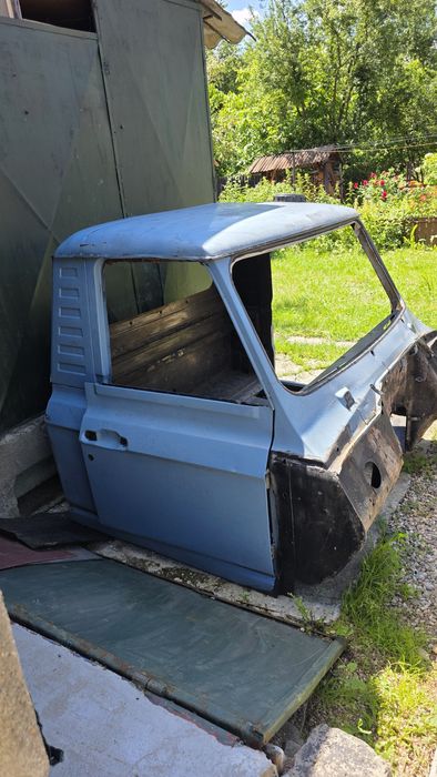 Caroserie Aro 243