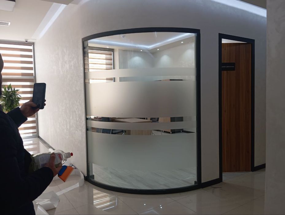 Рекламные самоклейка тонировка матовый туманка любой ойналар учун