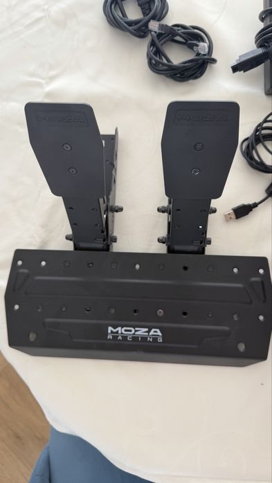 Moza Racing R5 bundle
