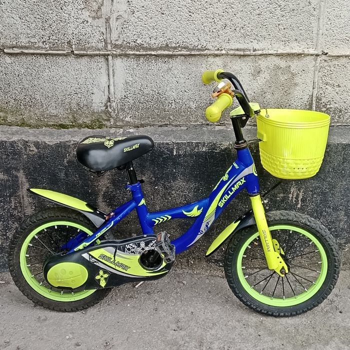 Продам детский велосипед на 3-5 лет