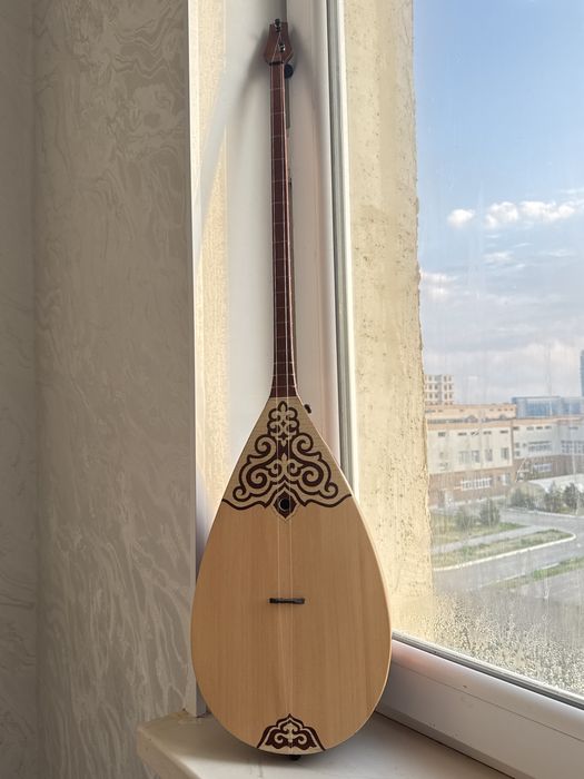 Профессиональная домбра