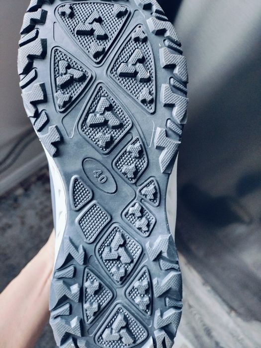 Новые теплые дутики 40 размер