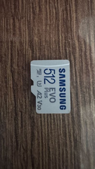 Сд карта на 512 гб Samsung