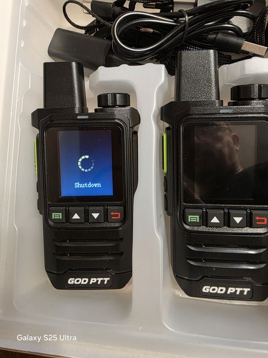 Set 2 statii Walkie-Talkie , distanta emitere 5000 km , acoperire glob