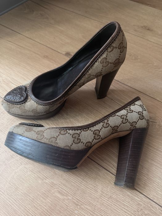 Продам туфли Gucci