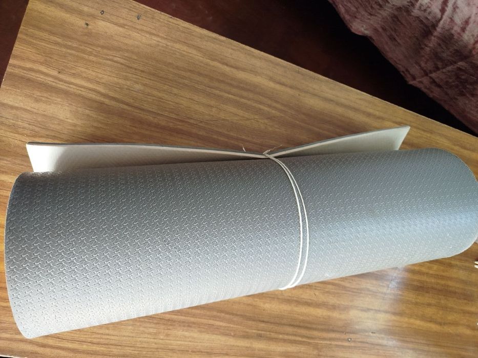 Коврик туристический керамат новый.