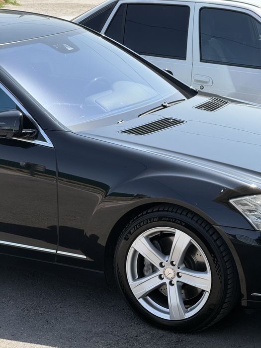 MERCEDES BENZ W221 S450 4MATIC 70 000км пробег идеал