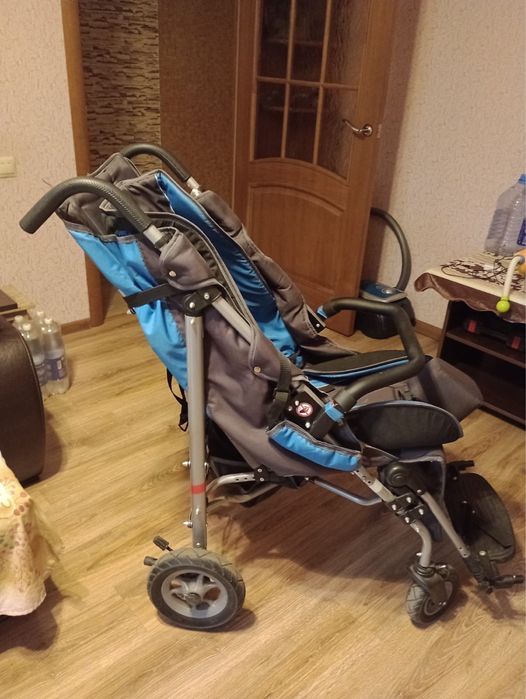 Коляска для детей с ДЦП